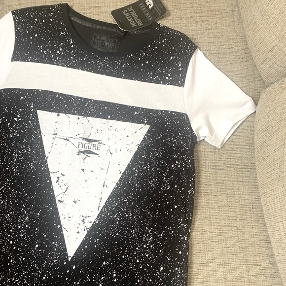 NWT Men’s NORTH REPUBLIC Graphic Tee in Black/White with Splatter Effect, Medium - Picture 2 of 6